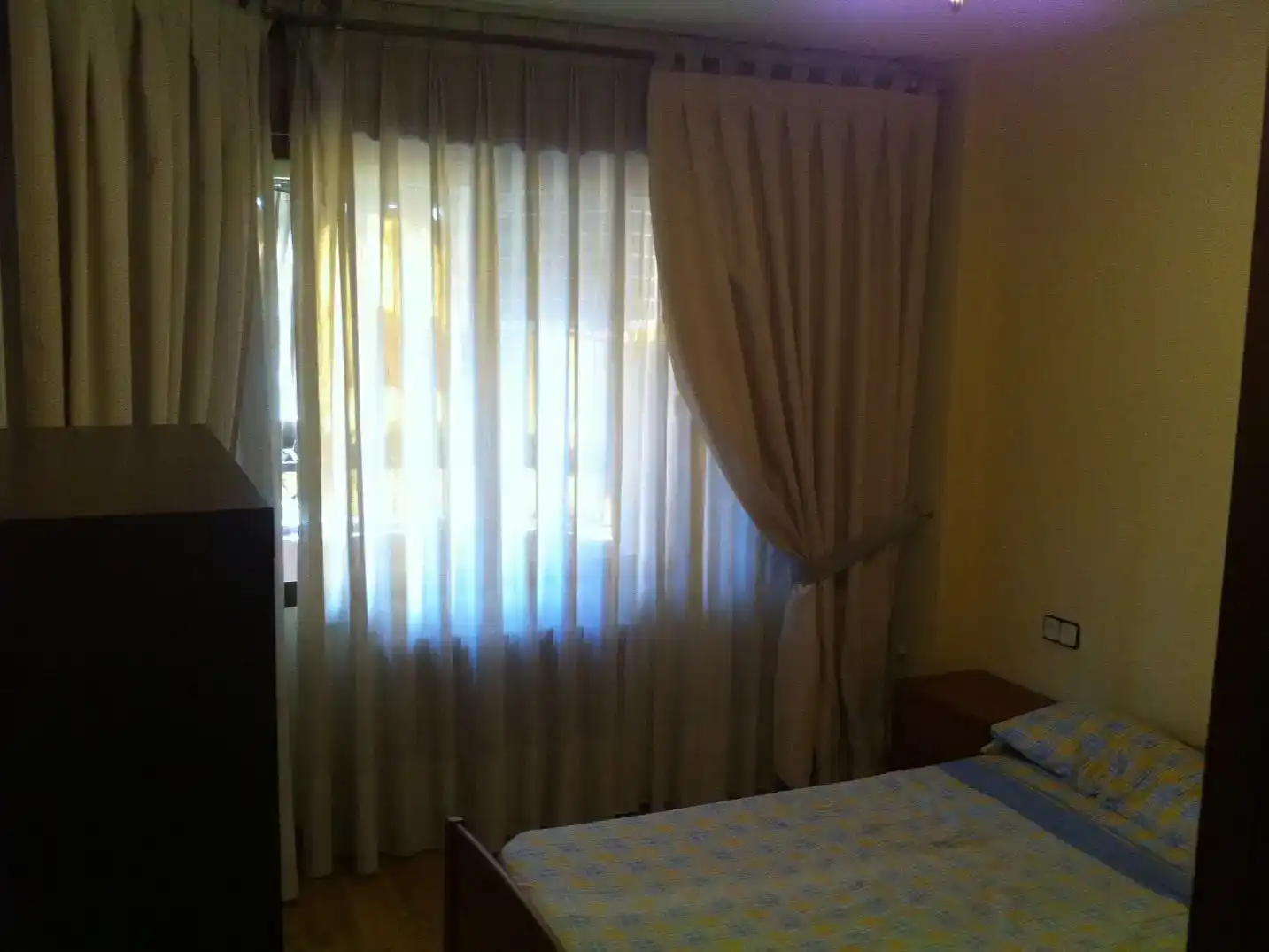Schlafzimmer von Wohnung zur Miete in  Albacete Capital mit Klimaanlage und Balkon