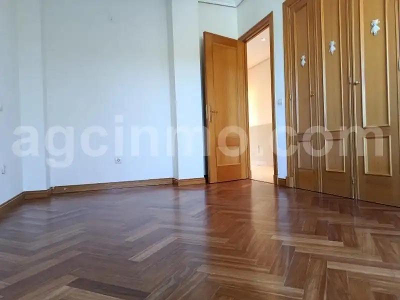 Habitación de Casa o chalet en venta en Simancas, Valladolid