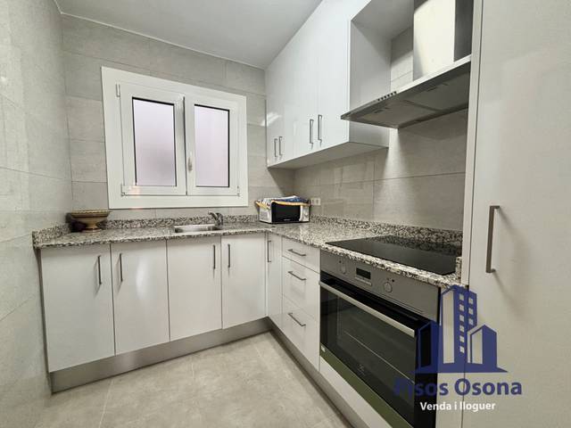 Piso en Venta en Estadi - Santa Anna