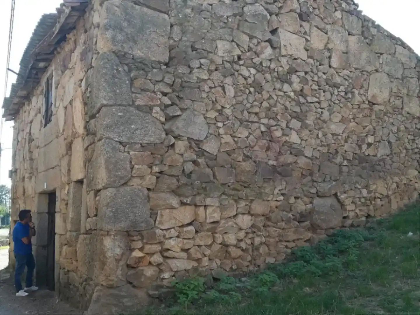 Vista exterior de Planta baixa en venda en A Merca  