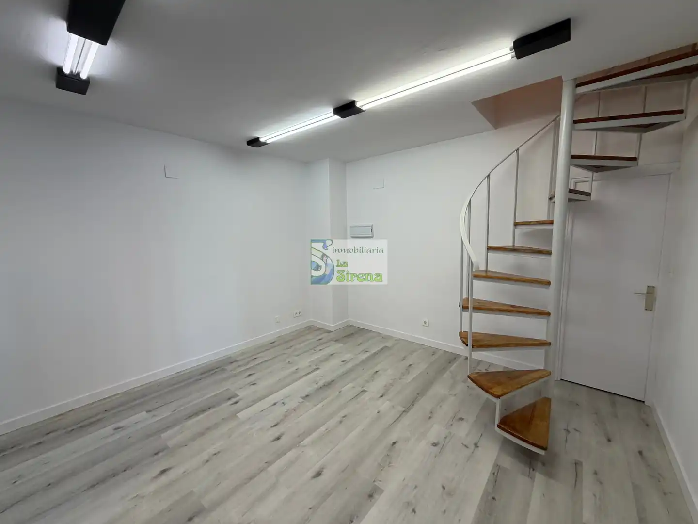 Locale commerciale in affitto a Calle Eladio Laredo 7, imagen 7