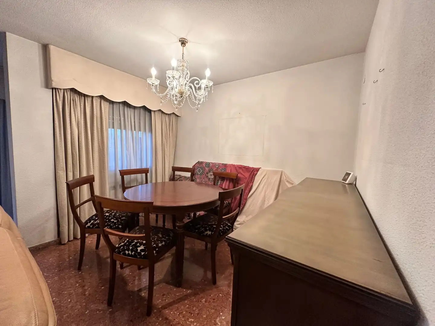 Comedor de Piso en venta en Valencia con Aire acondicionado, Trastero y Amueblado