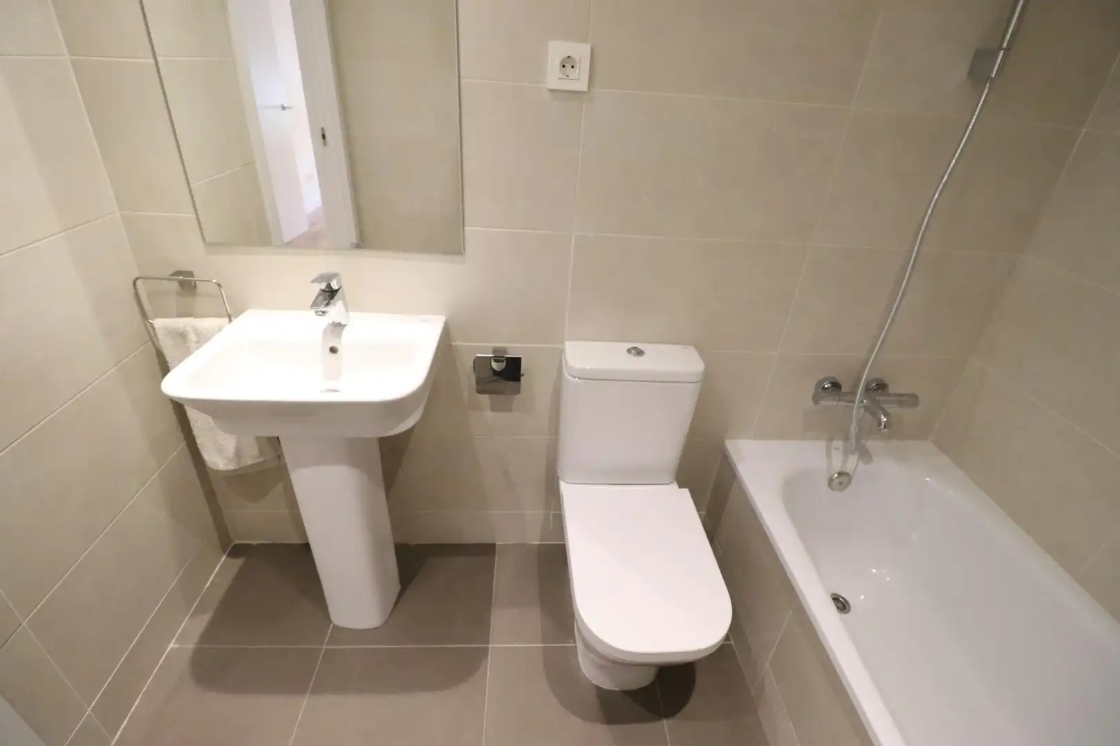 Flat for rent in de l'Aurora, Centre