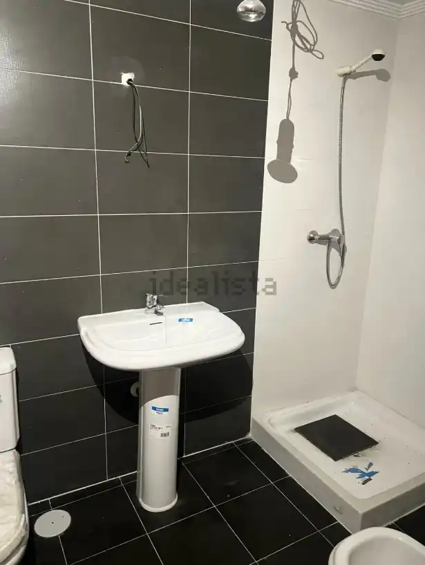 Bany de Pis en venda en Puertollano amb Calefacció i Parquet