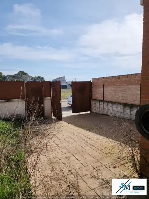 Detached homes for sale in Barcience  with Private garden