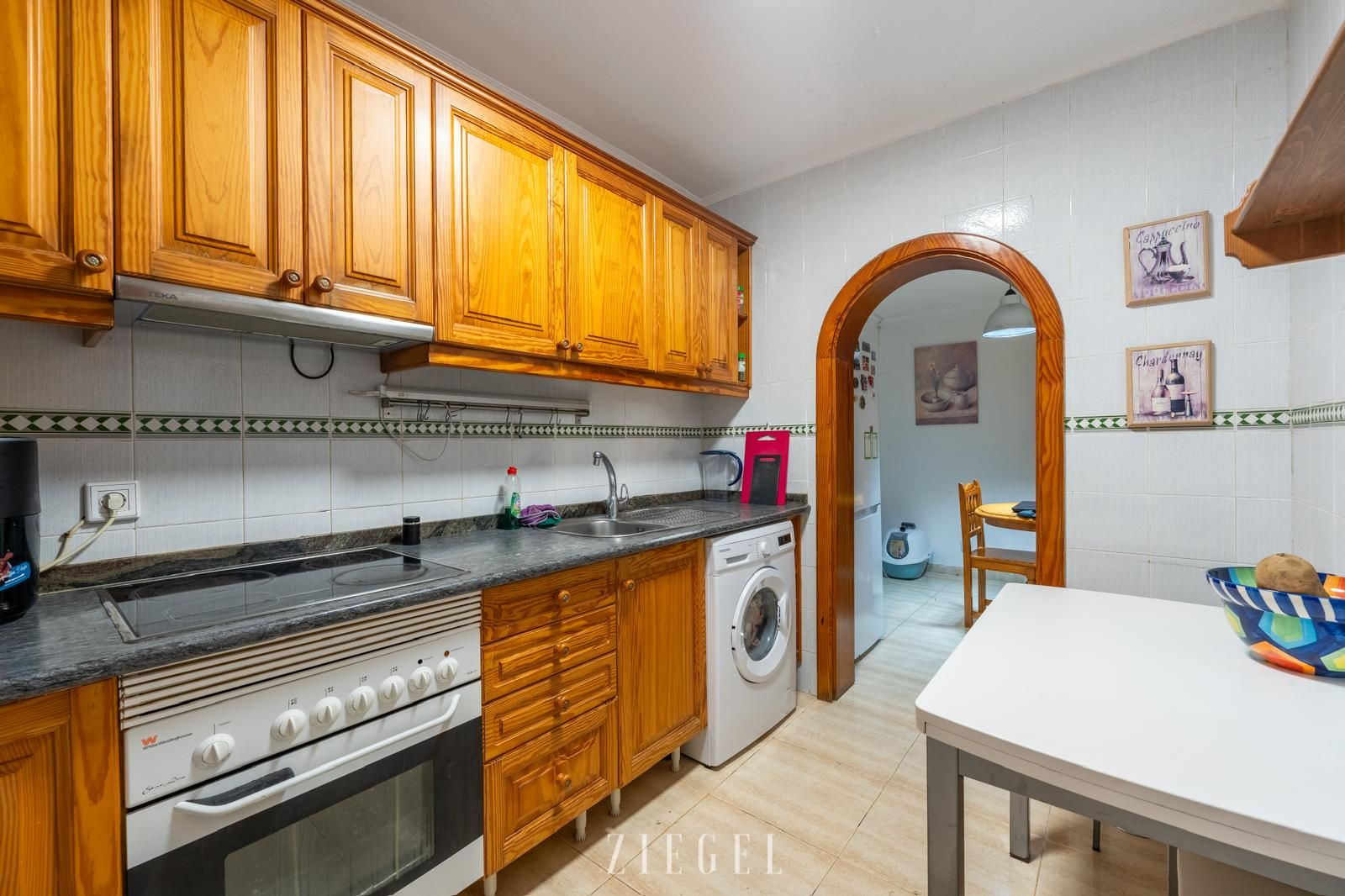 Kitchen of Flat for sale in Las Palmas de Gran Canaria