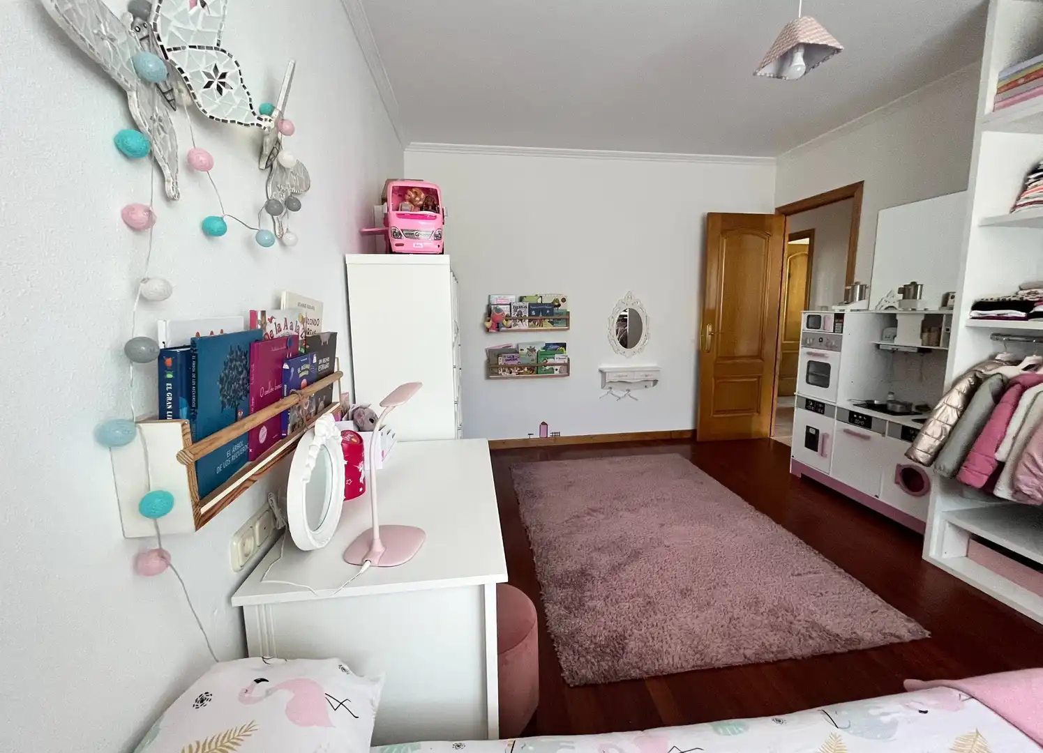 Schlafzimmer von Wohnung zum Verkauf in Touro mit Privatgarten, Terrasse und Abstellraum