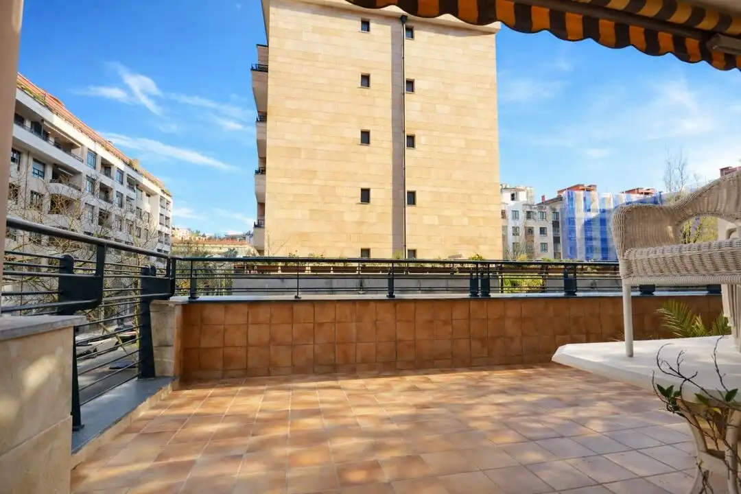 Terraza de Piso en venta en Donostia - San Sebastián  con Calefacción, Terraza y Trastero