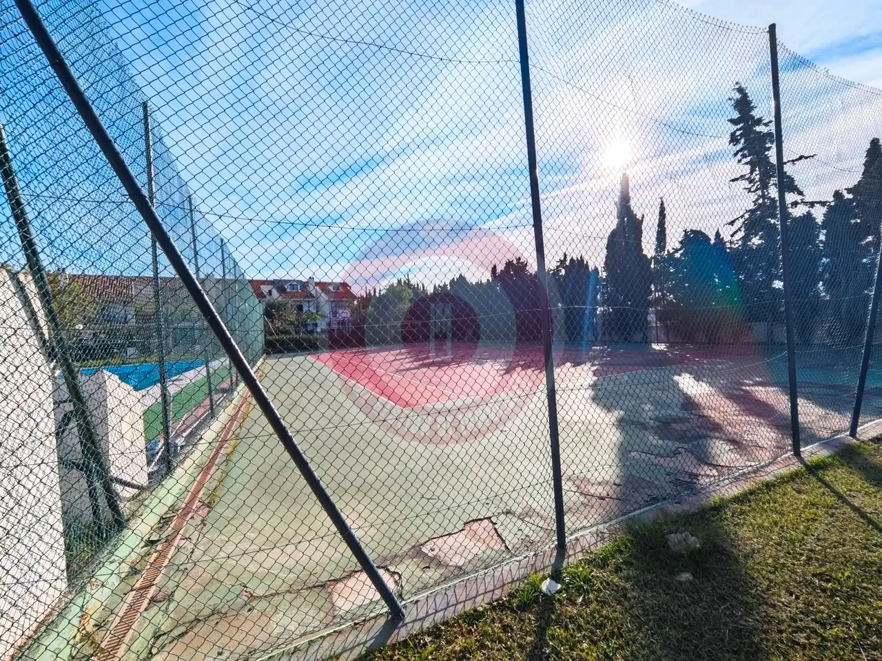 Vista exterior de Casa adosada en venda en Vélez-Málaga amb Terrassa, Alarma i Piscina comunitària