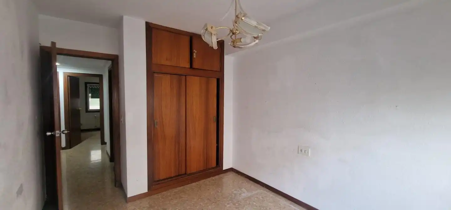 Habitación de Piso en venta en Zaragoza con Calefacción, Terraza y Trastero