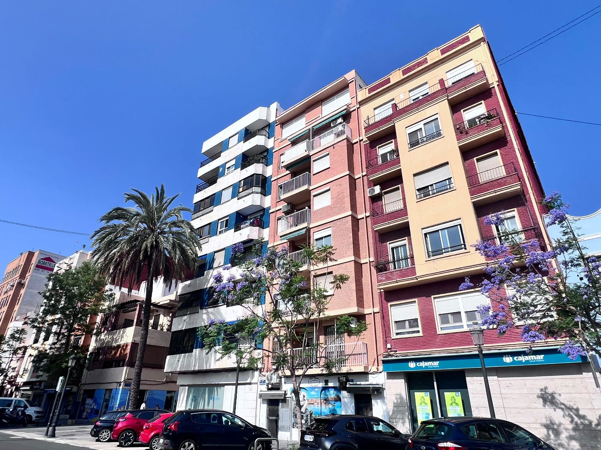 Vista exterior de Pis en venda en  Valencia Capital amb Terrassa, Moblat i Balcó