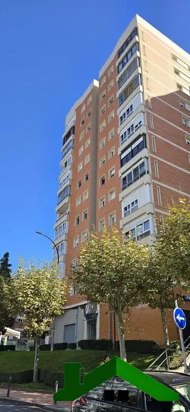 Vista exterior de Pis en venda en Cruces