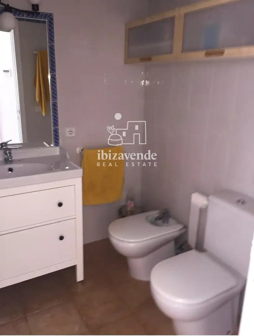 Schlafzimmer von Wohnung zur Miete in Santa Eulària des Riu mit Klimaanlage, Heizung und Terrasse