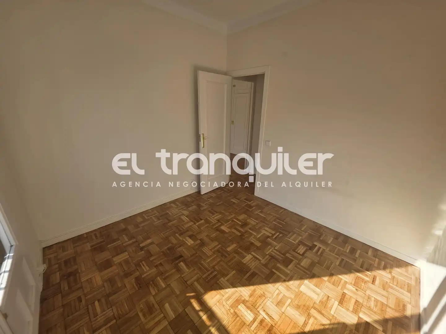 Flat for rent in Plaza Lavapies, Embajadores - Lavapiés
