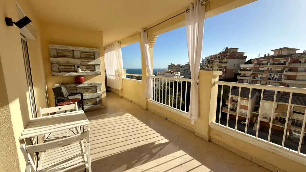 Apartamento con piscina en venta en Torrequebrada, imagen 7
