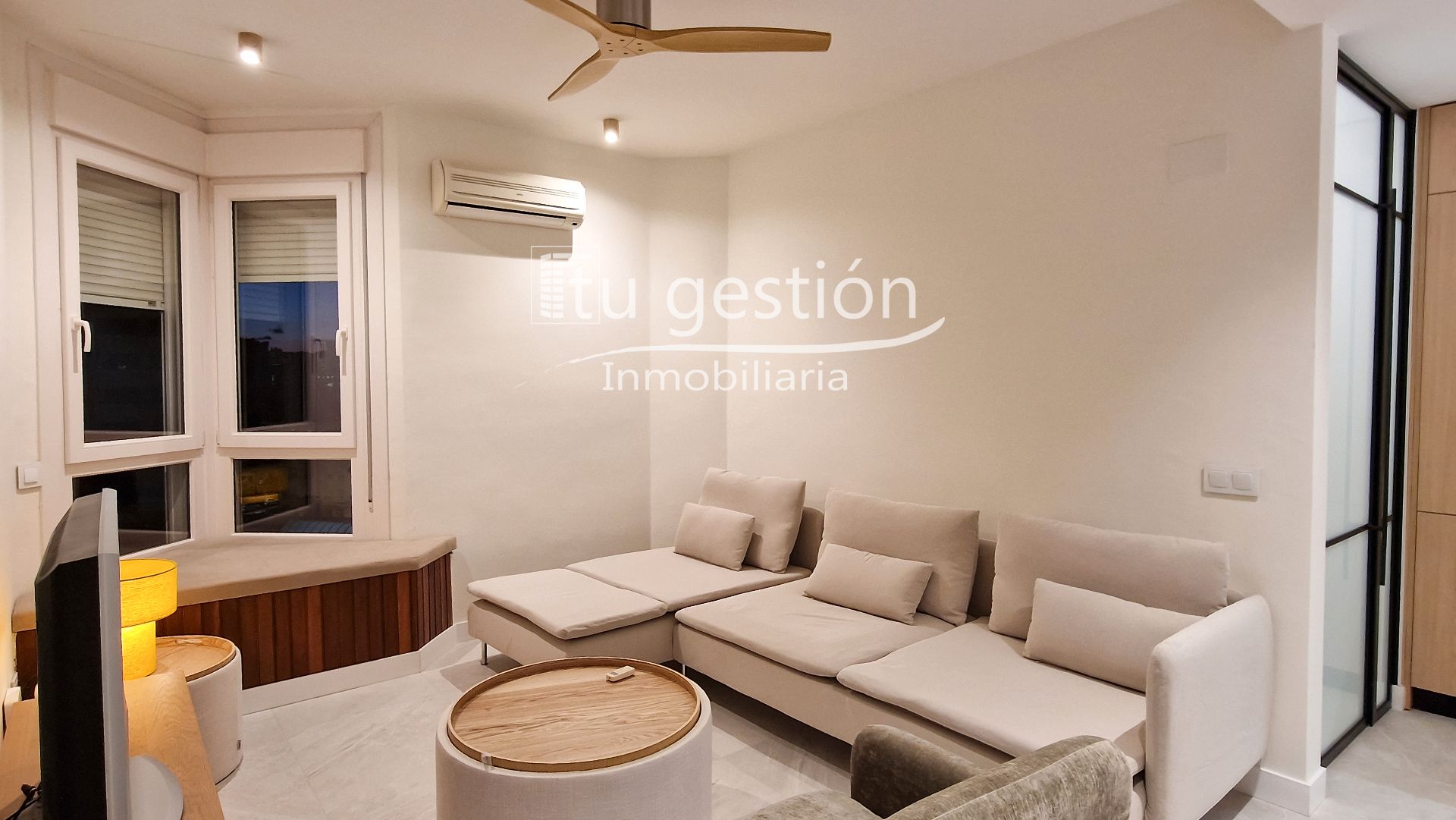 Sala de estar de Piso de alquiler en Málaga Capital con Aire acondicionado y Amueblado