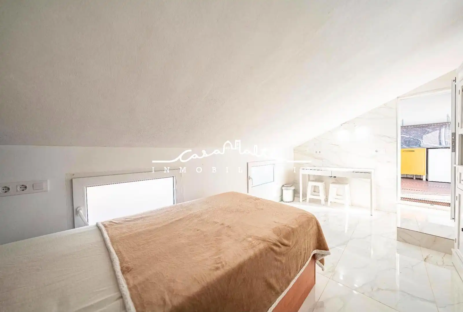 Bedroom of Attic for sale in Polop  with Air Conditioner, Terrace and Furnished