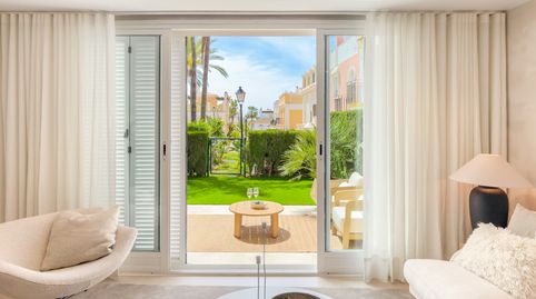 Foto 4 de Casa adosada en venta en Elviria, Marbella