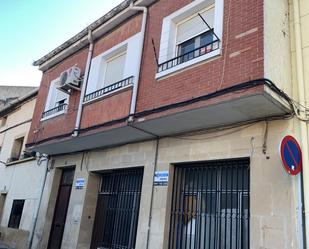 Vista exterior de Casa adosada en venda en San Adrián amb Aire condicionat