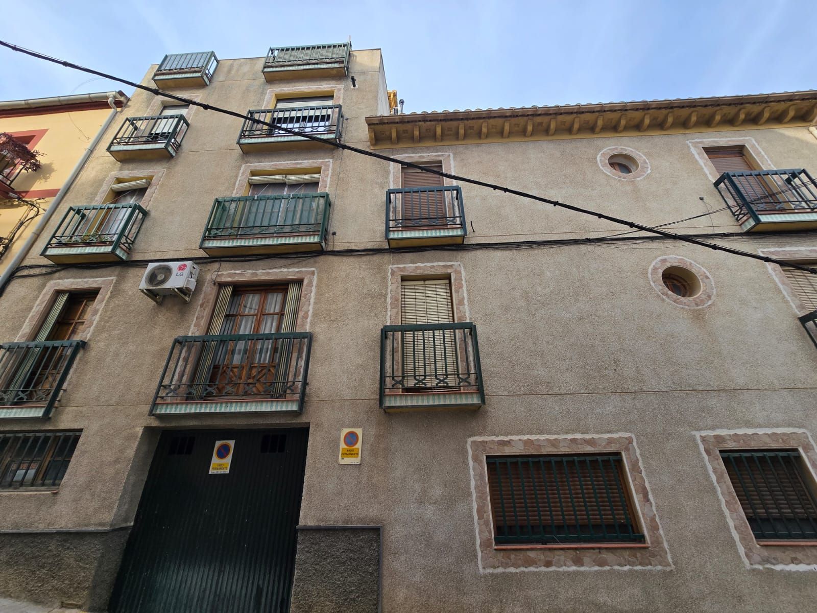 Vista exterior de Piso en venta en Iznalloz