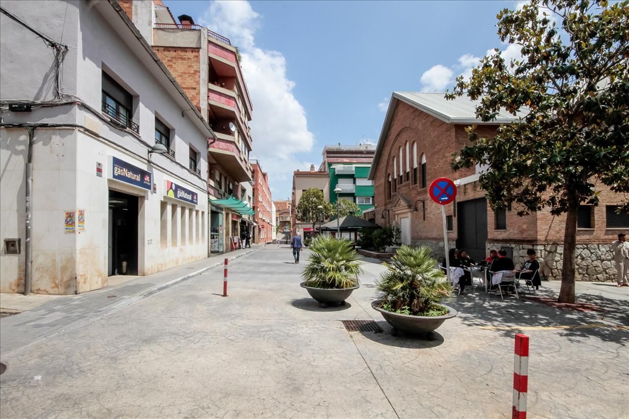Exterior view of Planta baja for sale in Ripollet