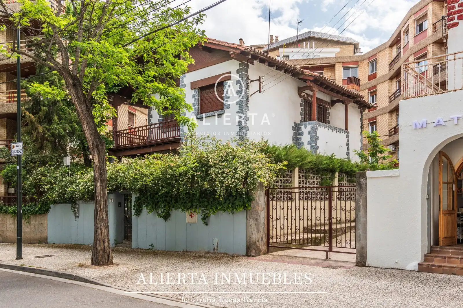 Vista exterior de Casa o chalet en venta en Zaragoza con Calefacción y Terraza