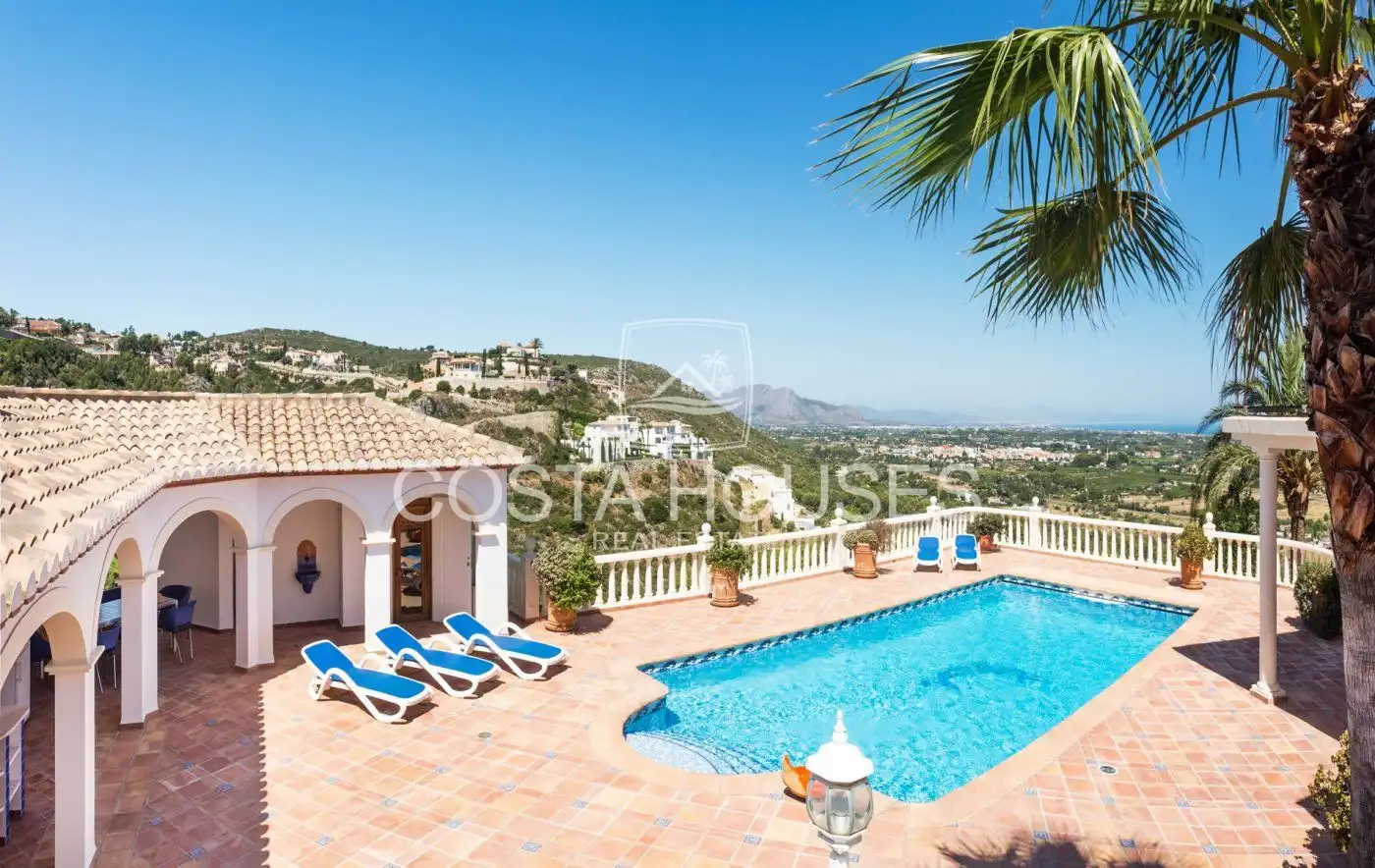 Exterior view of Houses for sale in Dénia  with Air Conditioner, Private garden and Terrace