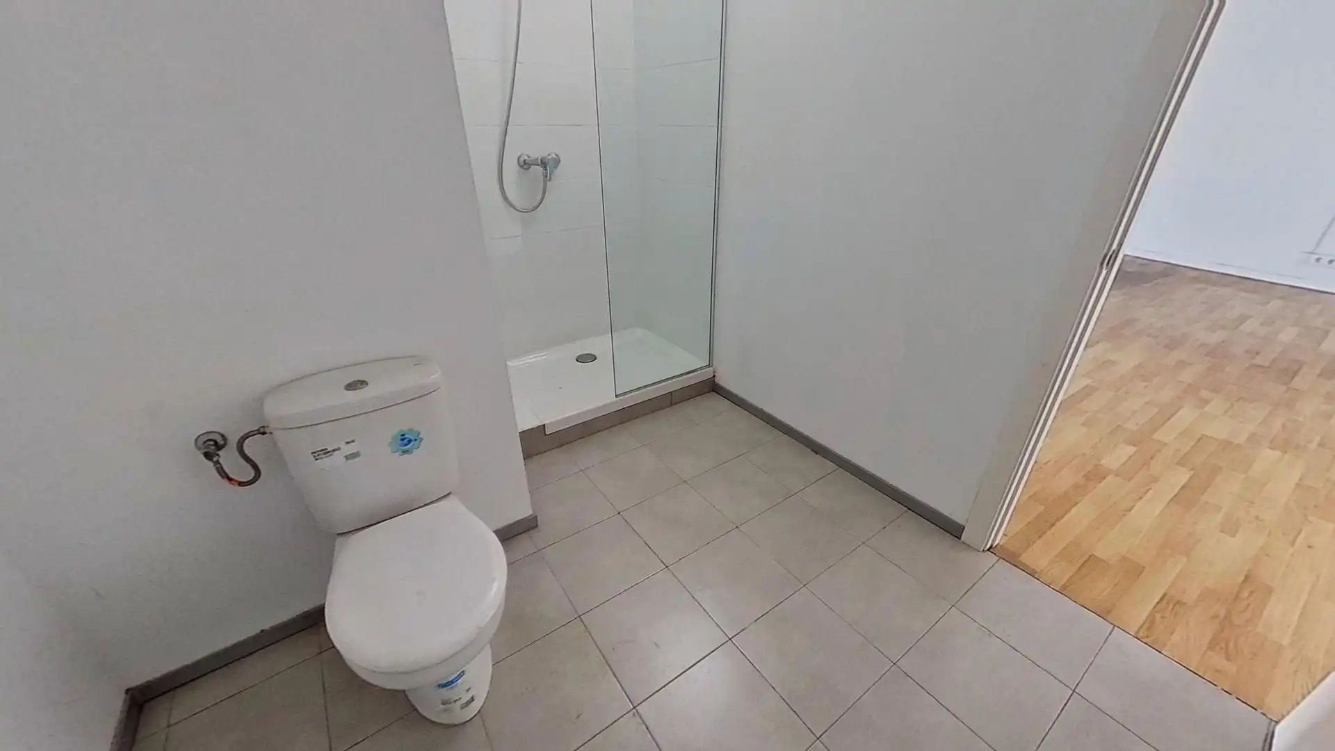 Baño de Local en venta en Terrassa