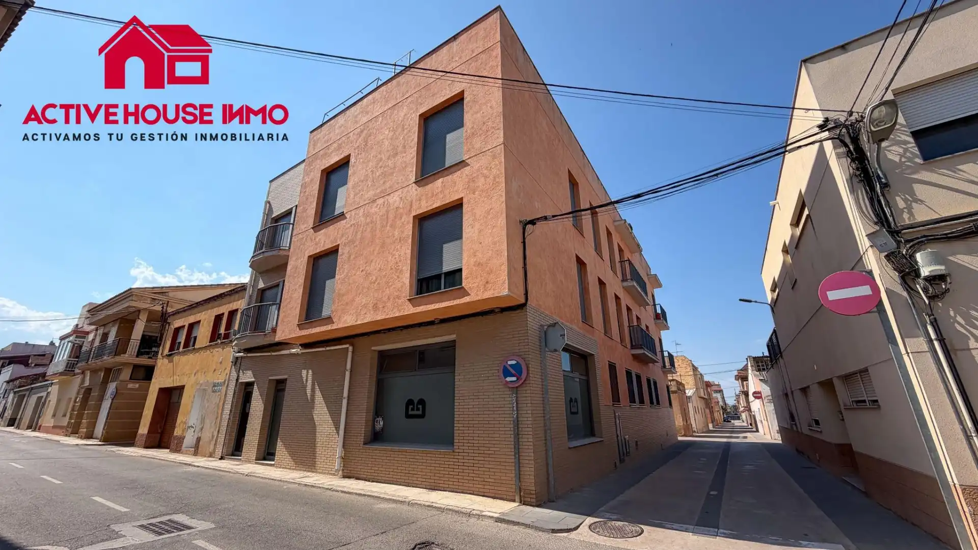 Exterior view of Commercial properties for rent in Santa Bàrbara