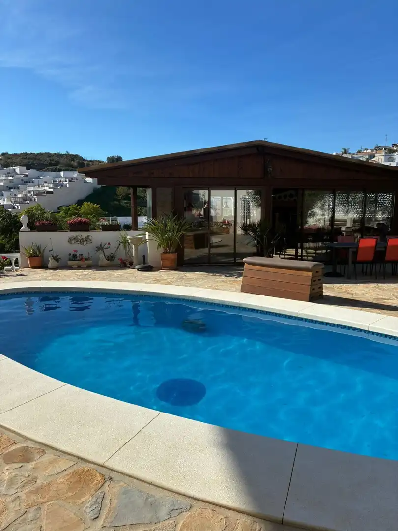 Swimming pool of Houses for sale in Almuñécar  with Air Conditioner, Heating and Private garden