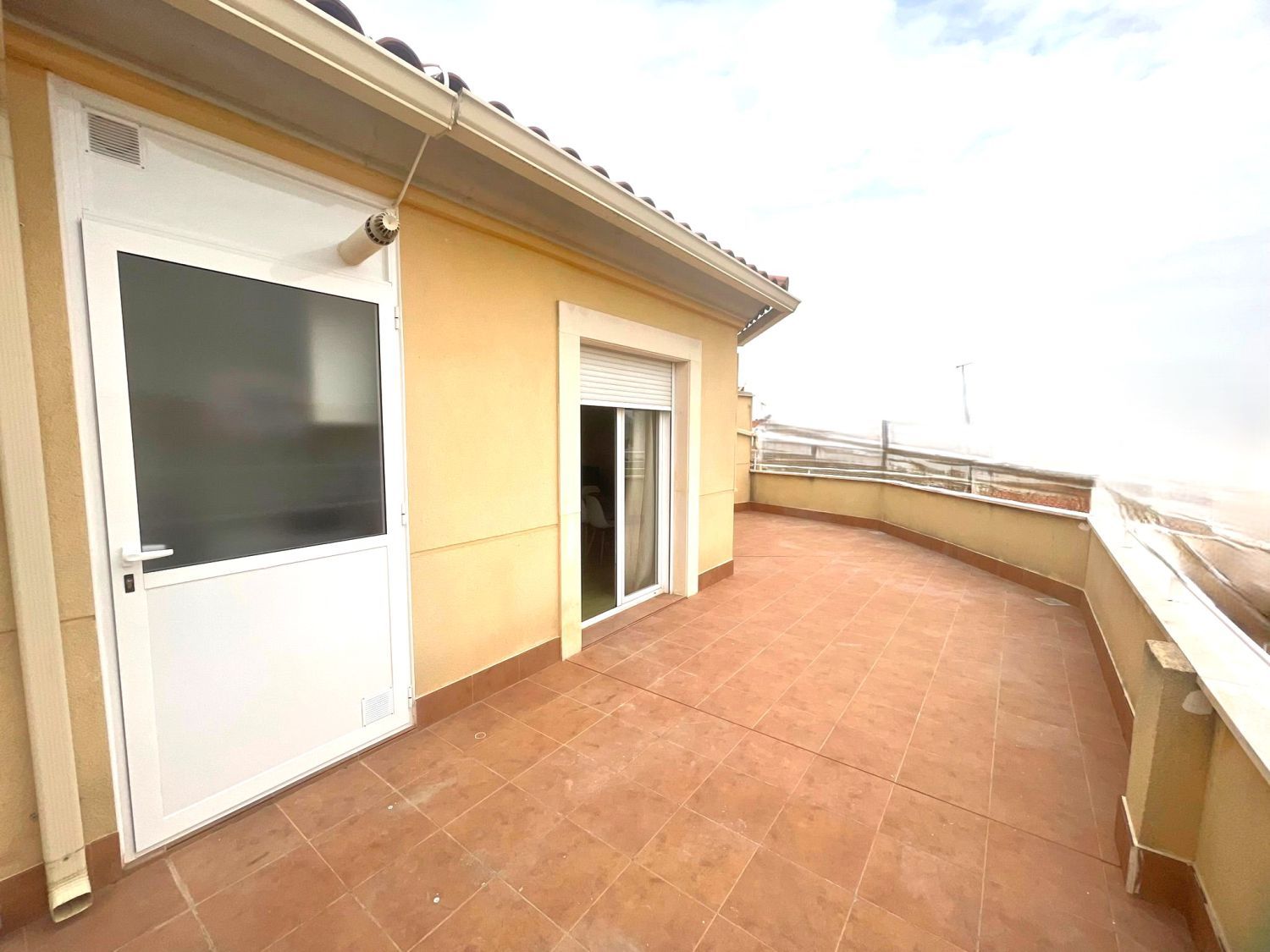 Àtic en venda a La Roda