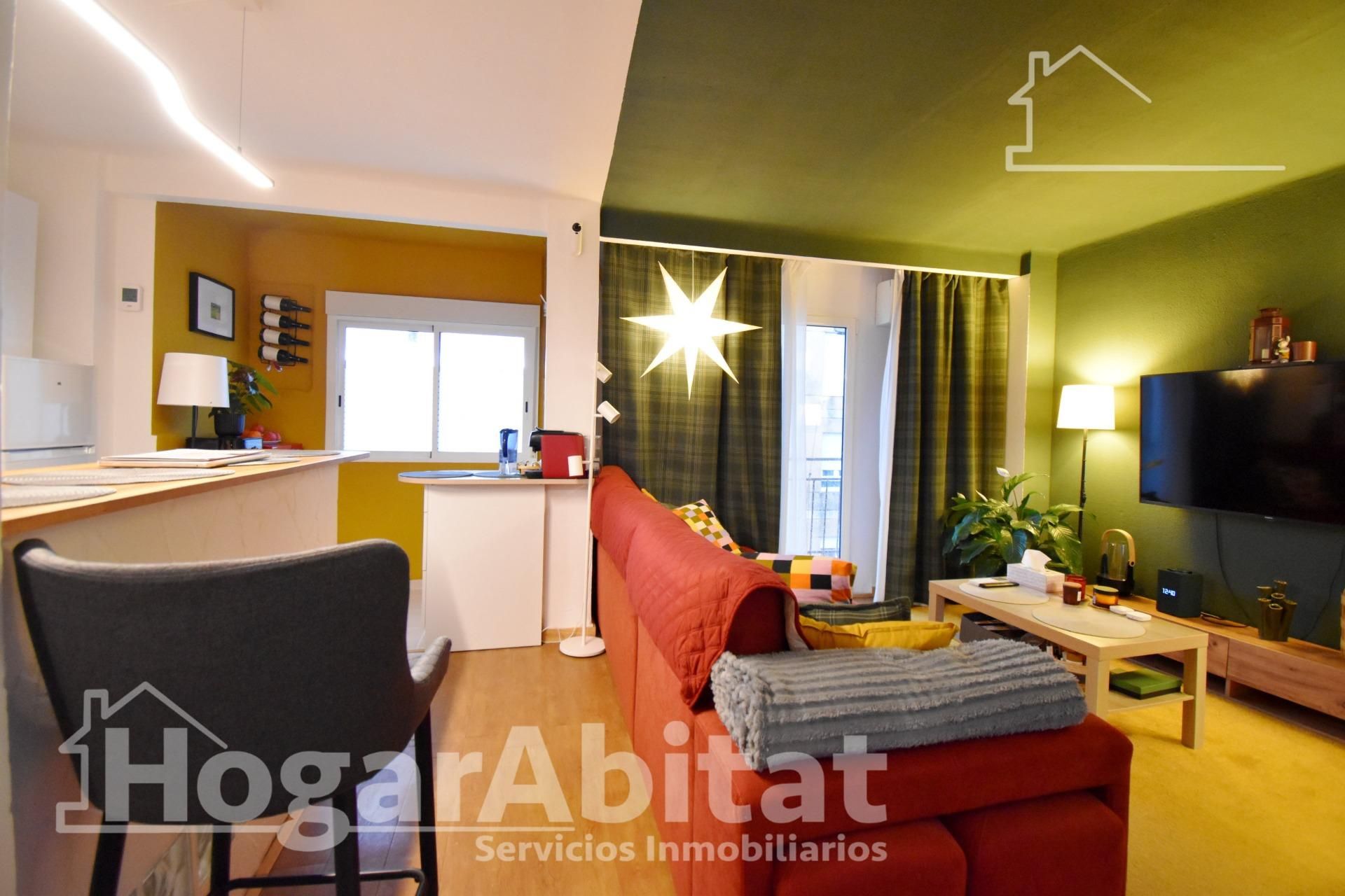 Sala d'estar de Pis en venda en Gandia amb Aire condicionat, Terrassa i Traster