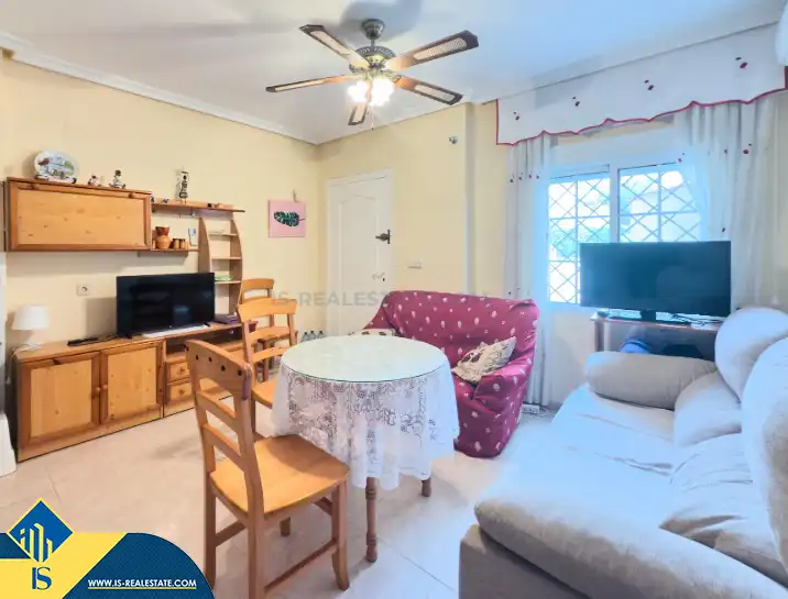 Bungalow amb piscina en venda a Nueva Torrevieja - Aguas Nuevas, imagen 2
