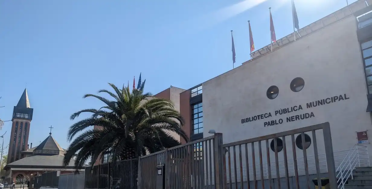 Vista exterior de Pis en venda en Madrid amb Aire condicionat, Calefacció i Terrassa