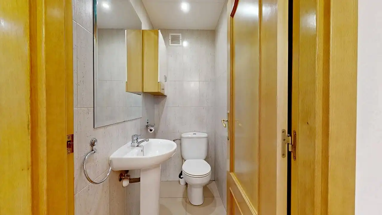 Bany de Pis en venda en Barcelona amb Aire condicionat, Calefacció i Parquet