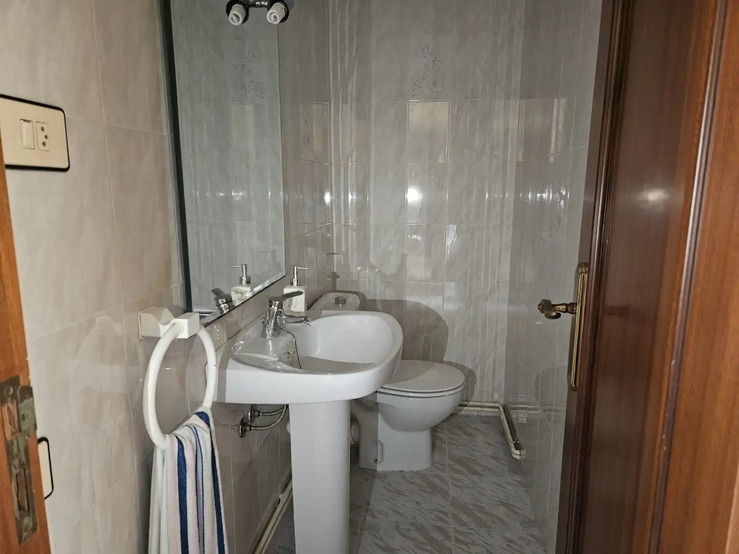 Badezimmer von Wohnung zum Verkauf in Castellón de la Plana / Castelló de la Plana mit Heizung, Möbliert und Ofen