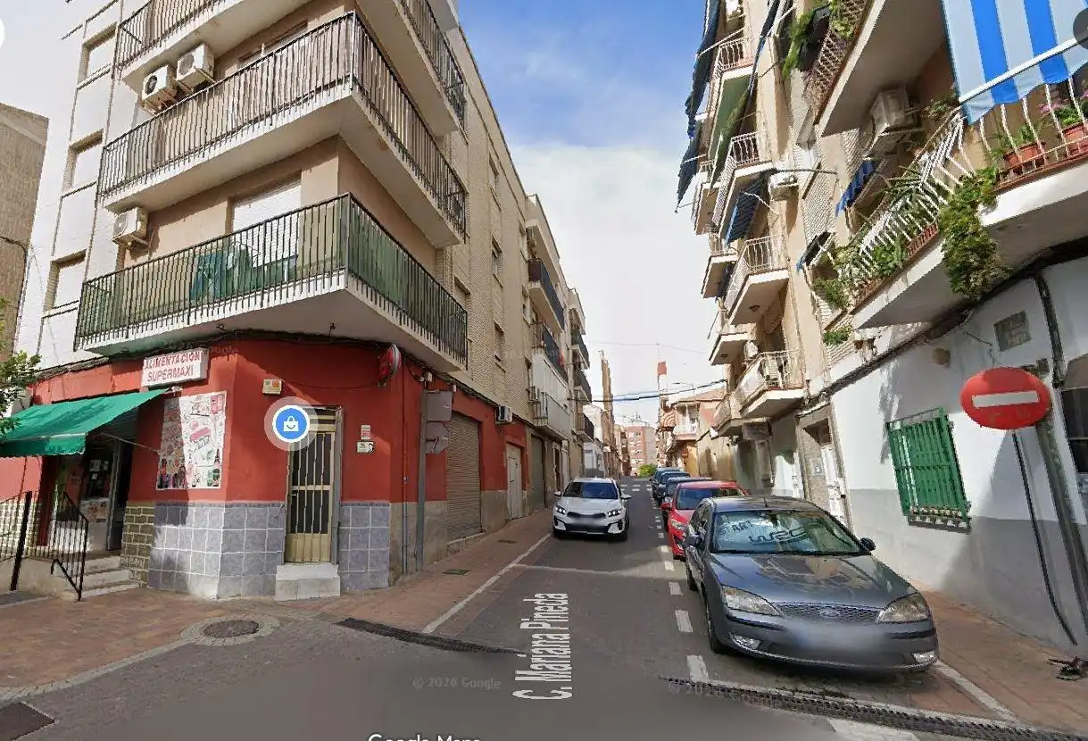 Vista exterior de Piso en venta en Cabra