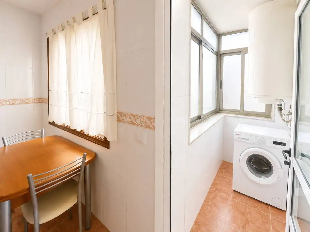 Schlafzimmer von Maisonette zum Verkauf in Miño mit Abstellraum