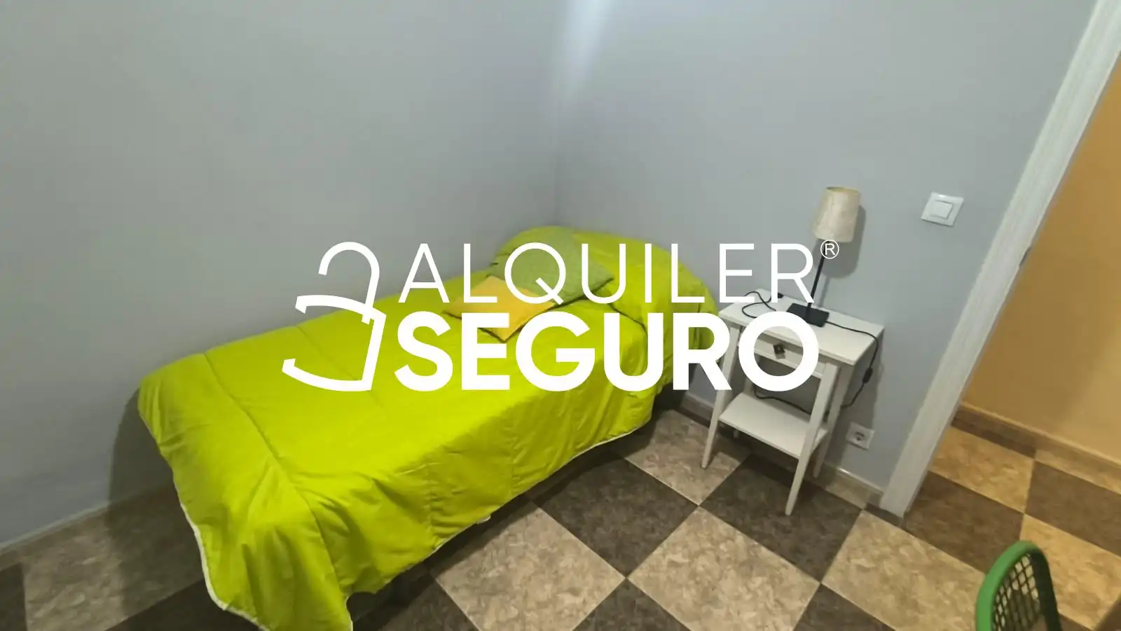 Schlafzimmer von Wohnung zur Miete in Sevilla mit Klimaanlage und Möbliert