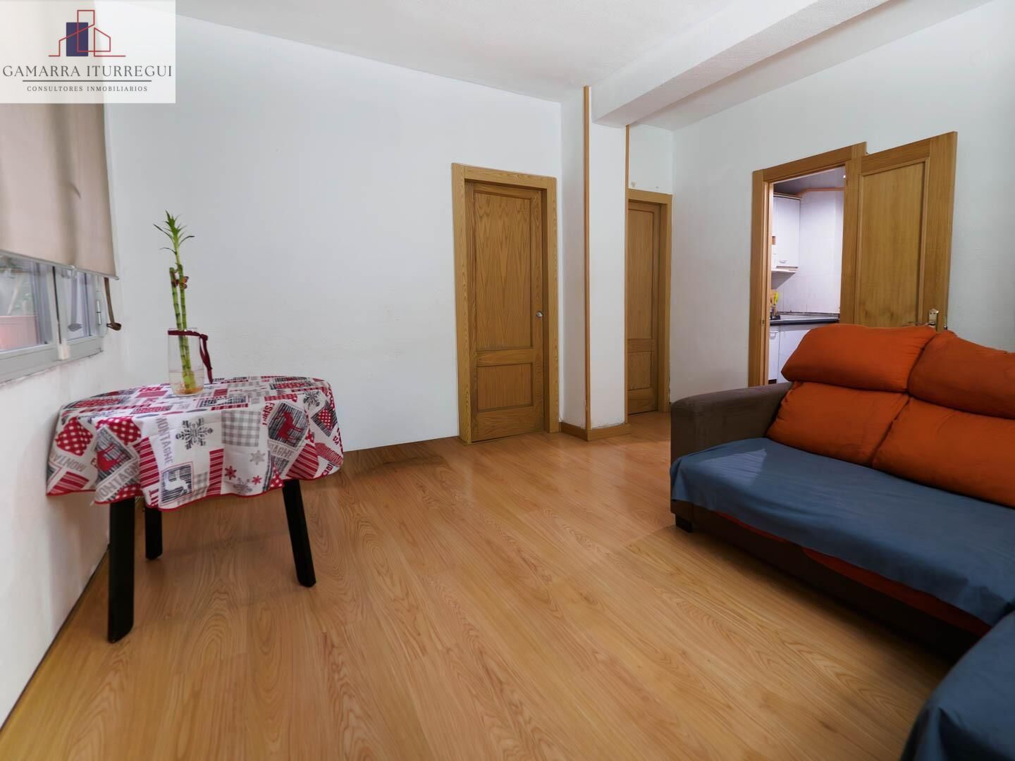 Living room of Flat for sale in  Madrid Capital