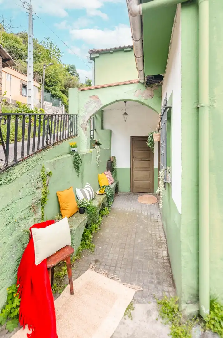 Balcony of Houses for sale in Aller