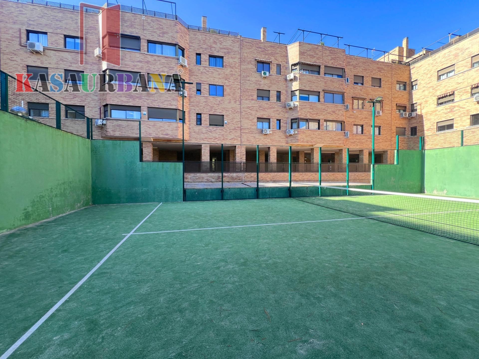 Aparcament de Pis en venda en Valdemoro amb Aire condicionat, Calefacció i Traster