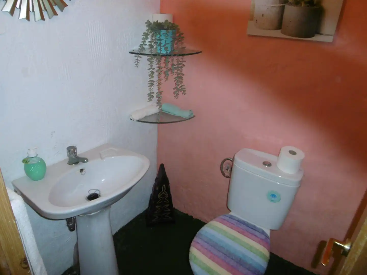 Baño de Finca rústica en venta en Sierra Engarcerán con Calefacción y Trastero