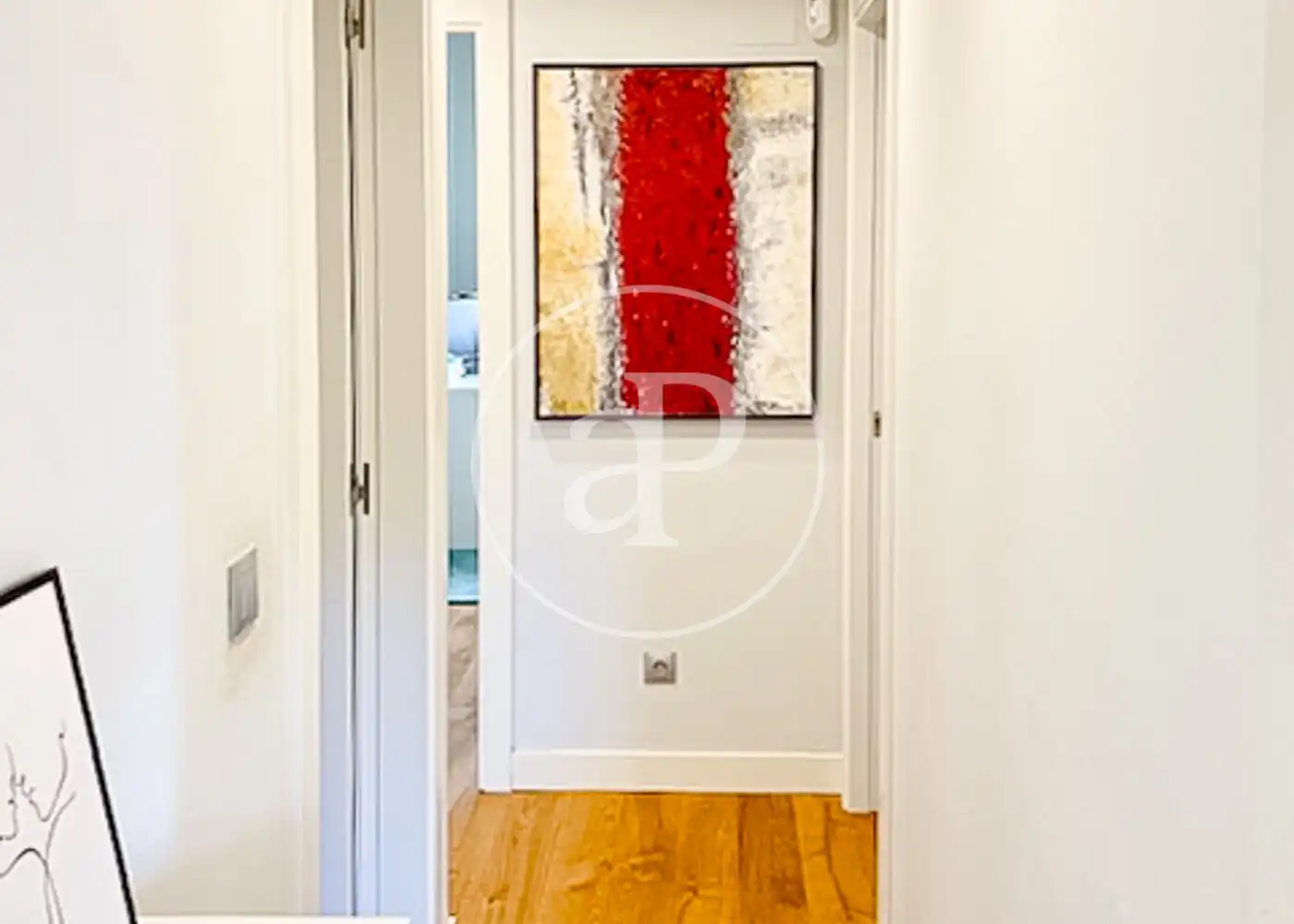 Wohnung zum Verkauf in Madrid mit Klimaanlage, Heizung und Privatgarten