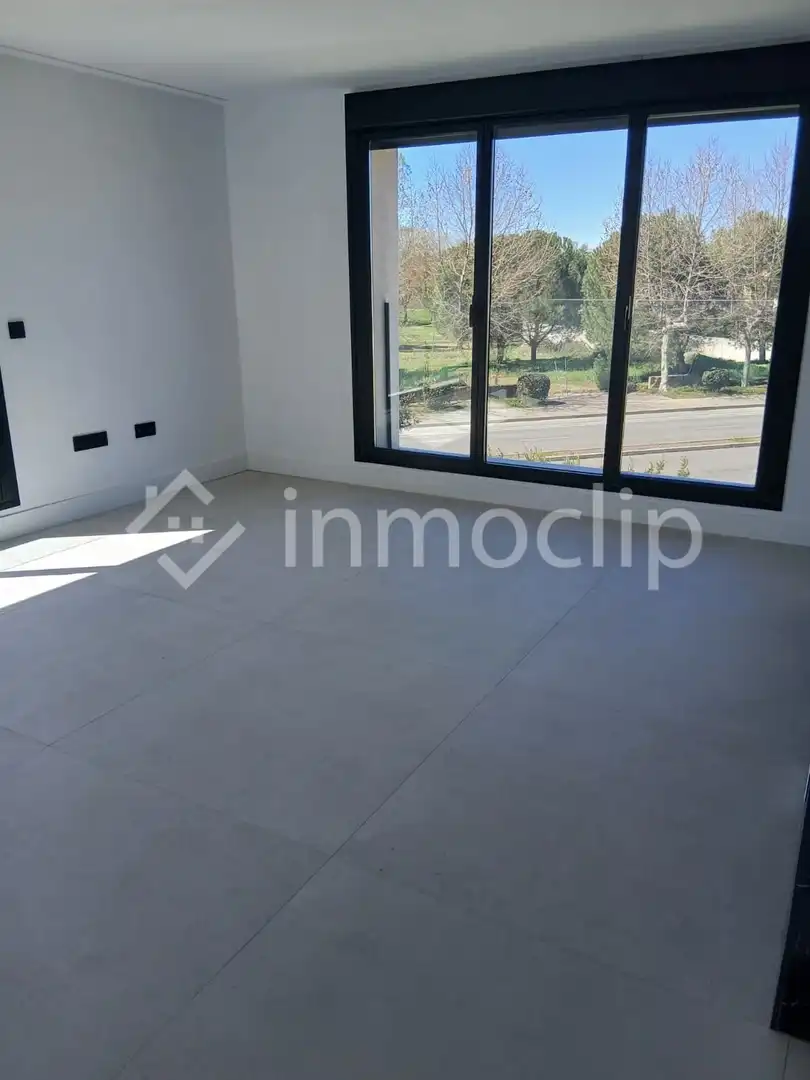 Sala d'estar de Casa o xalet en venda en Villamayor amb Calefacció, Jardí privat i Terrassa