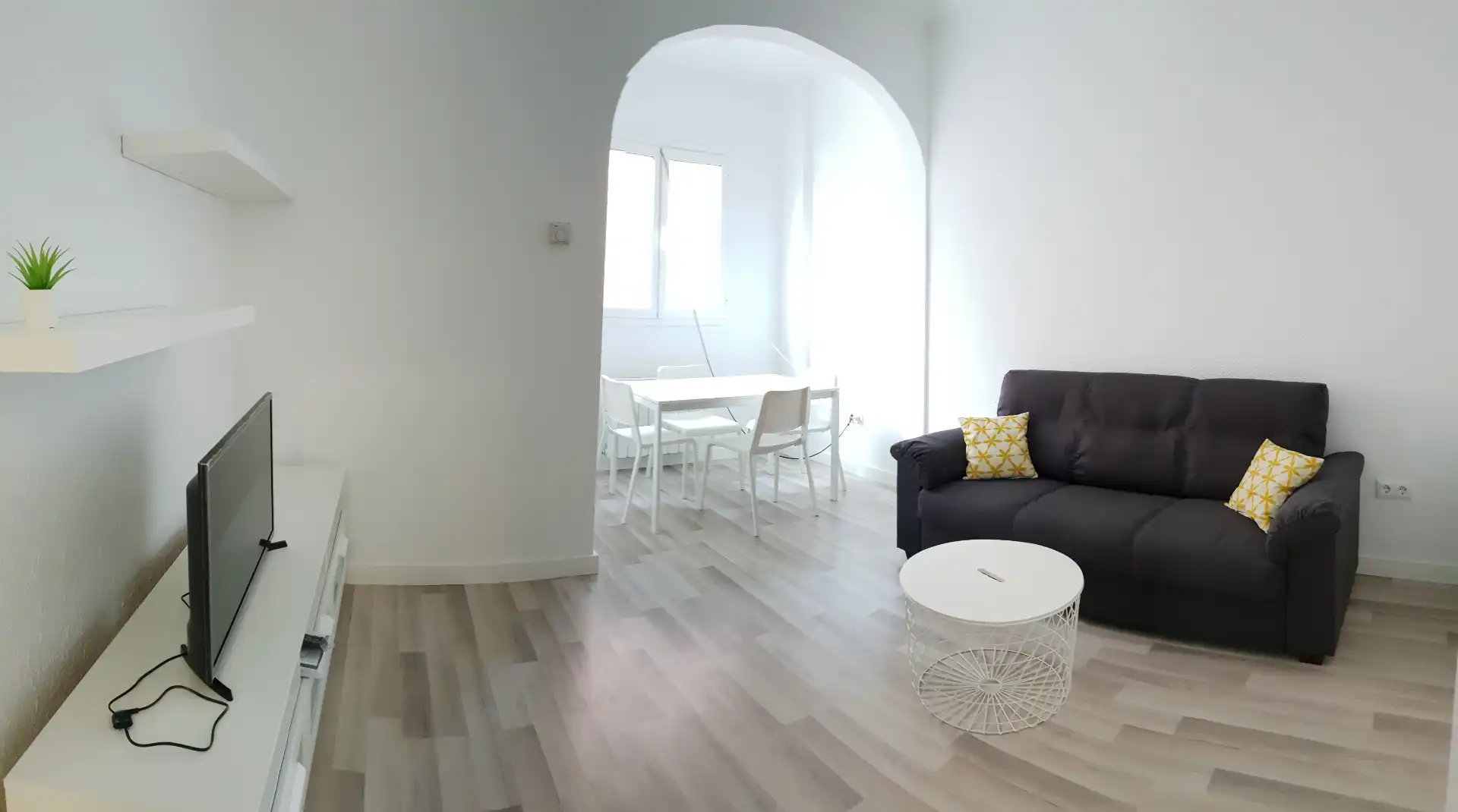 Sala de estar de Piso para compartir en Lleida con Parquet, Amueblado y Internet