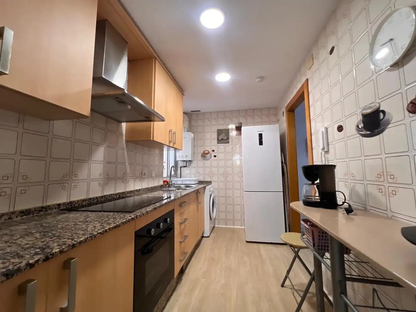 Küche von Wohnung zum Verkauf in Cádiz mit Möbliert und Balkon