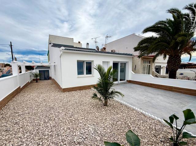 Casa adosada en Venta en Rojales