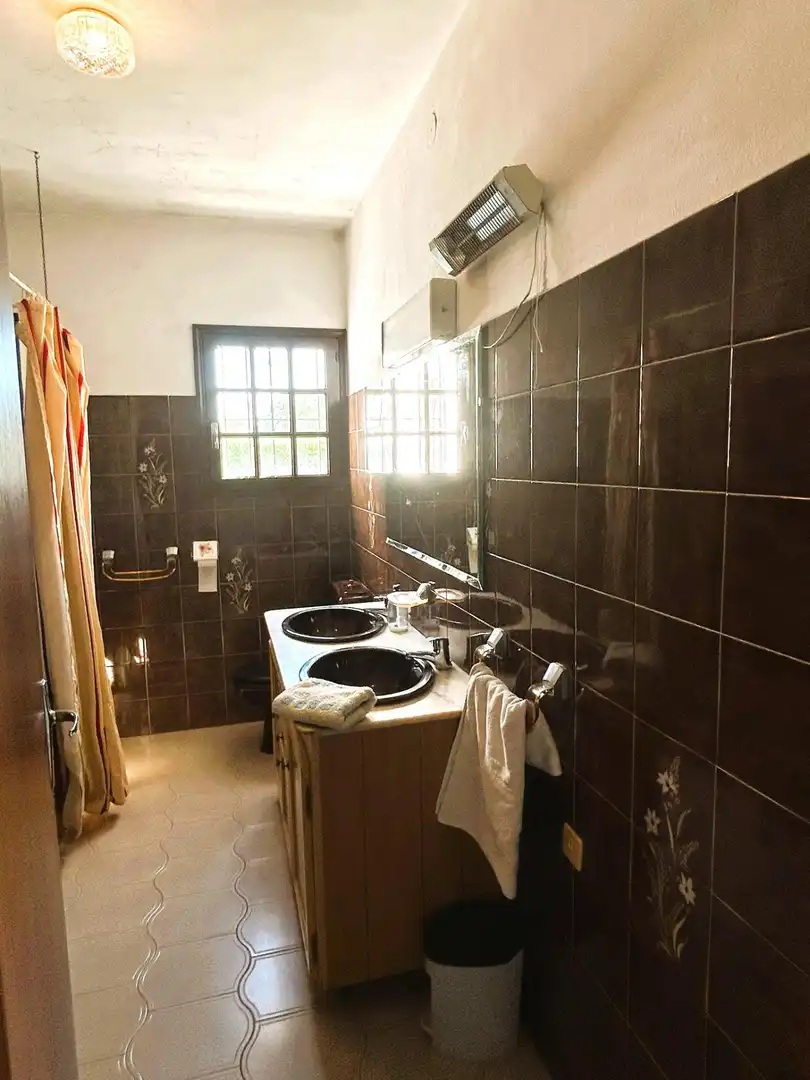Bany de Finca rústica en venda en Estepona amb Jardí privat, Terrassa i Piscina
