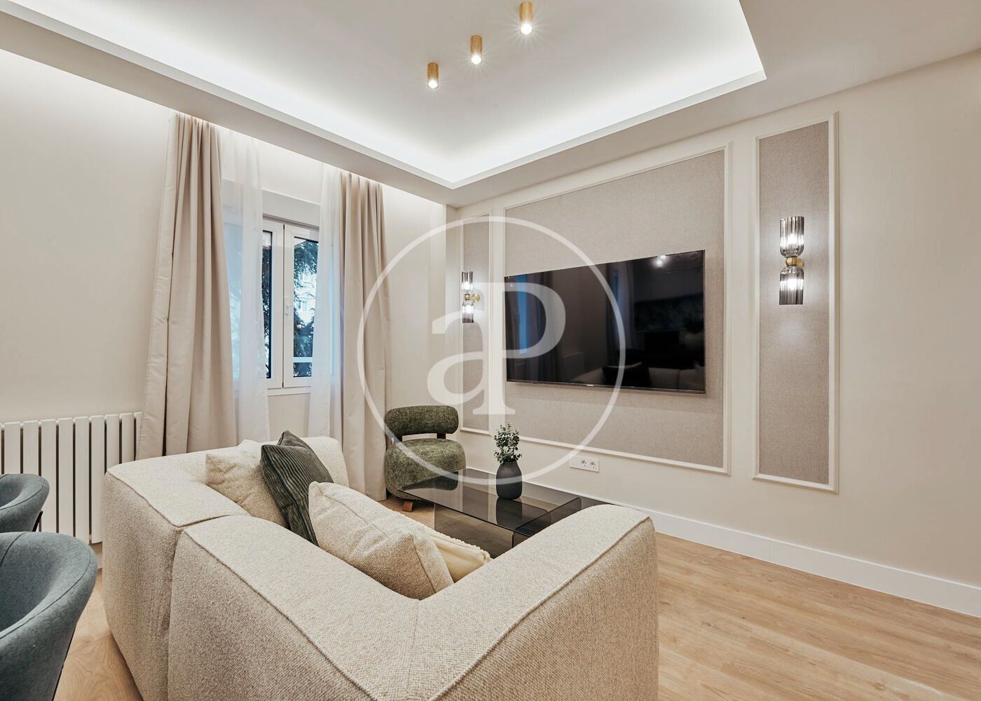 Sala de estar de Piso en venta en  Madrid Capital con Aire acondicionado, Calefacción y Amueblado